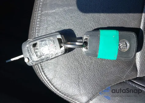 2010 Buick Lacrosse Cxs from USA, damaged, VIN 1G4GE5EVXAF239342